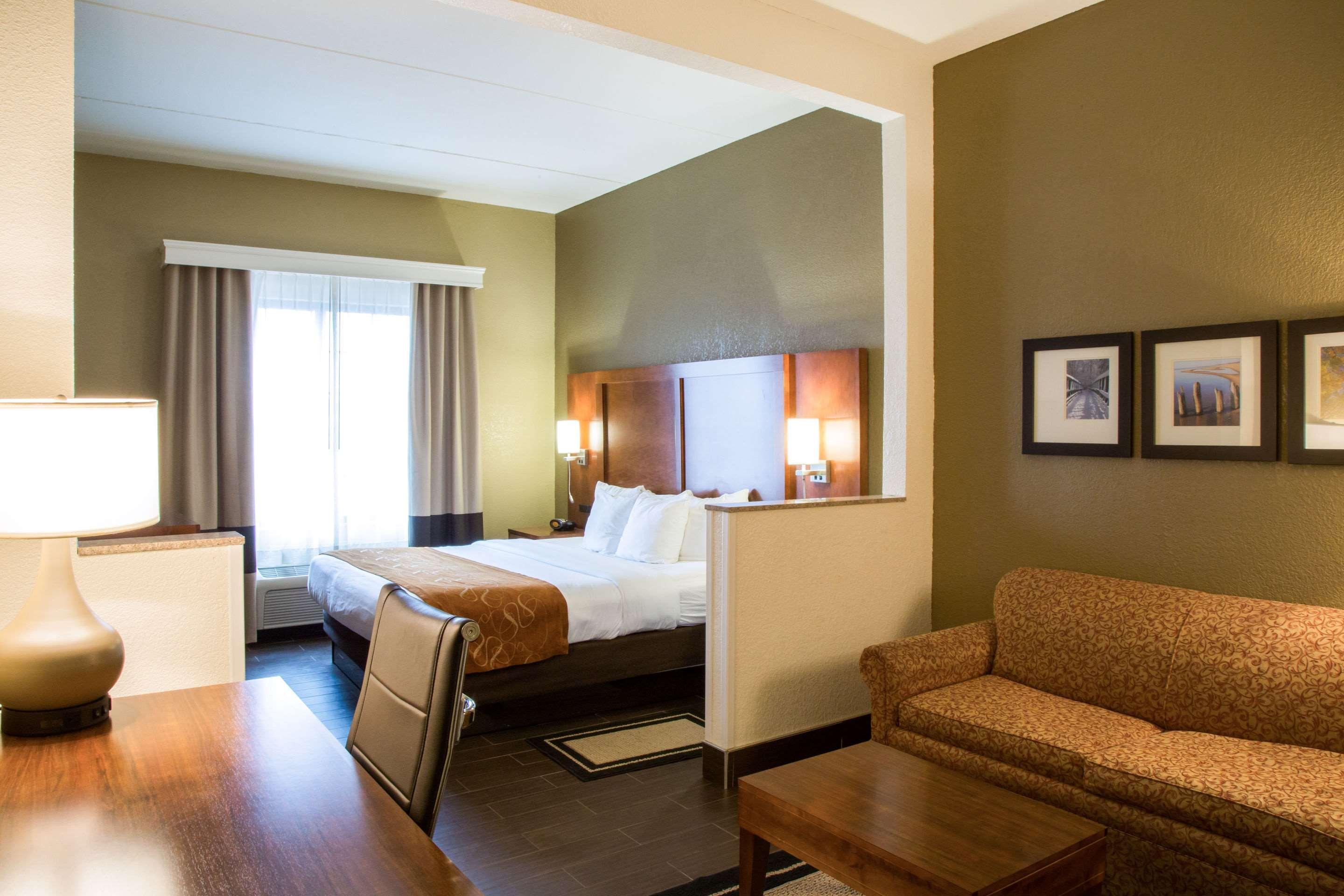 Comfort Suites Grand Rapids South Kentwood Exterior foto
