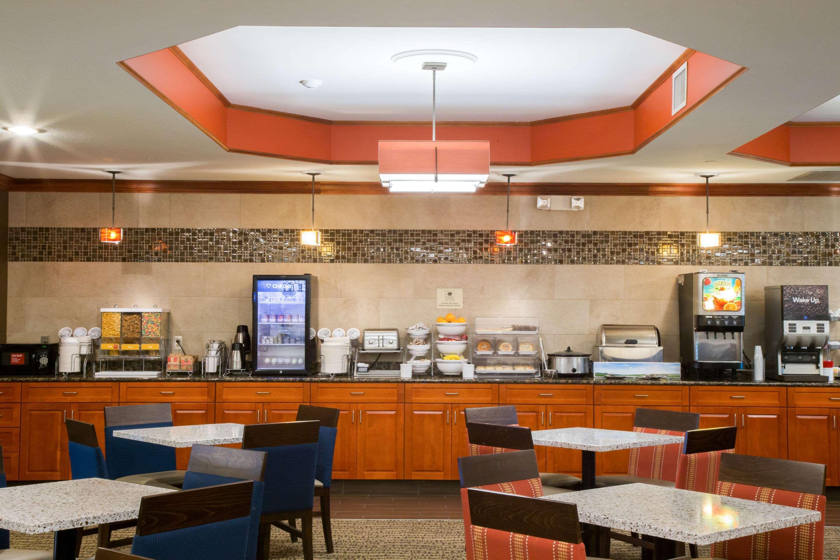 Comfort Suites Grand Rapids South Kentwood Exterior foto